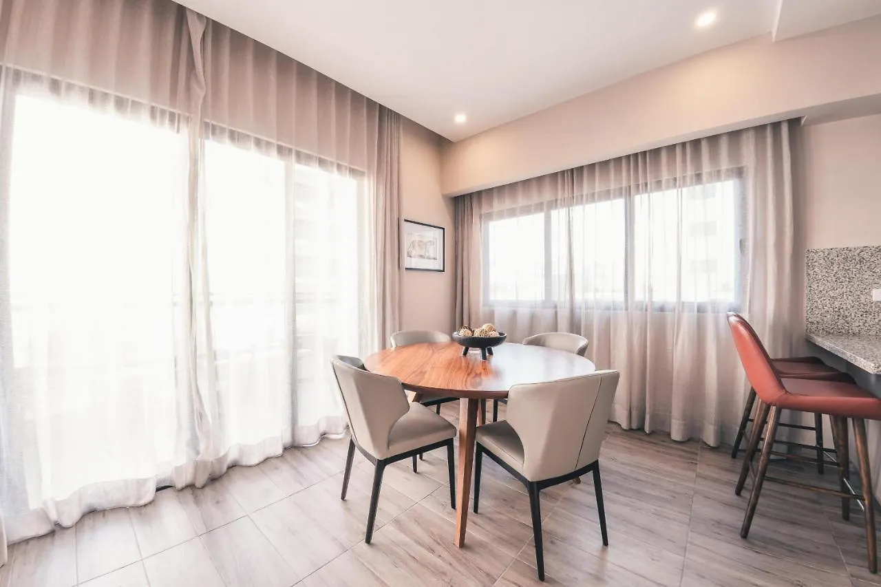 Fully Serviced Apartment At Regatta Living - 3B Santo Domingo 0*,