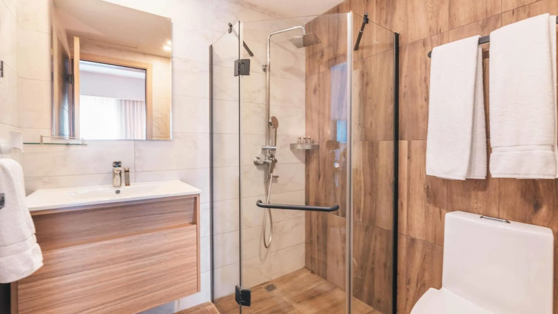 Fully Serviced Apartment At Regatta Living - 3B Santo Domingo Dominican Republic